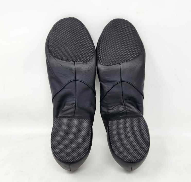 Men\'s 9.5 Bloch Super Jazz leather & elastic slip on jazz dance shoes in black Womens  main image 4