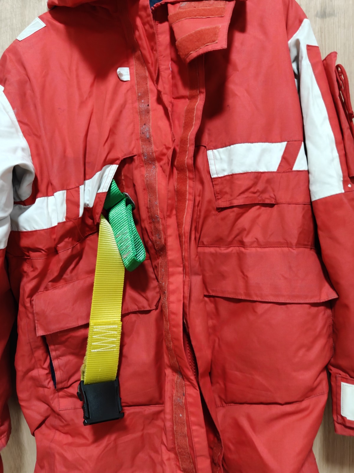 Helly Hansen sailing jacket red mens with straps and sos Whistle L /XL rrp £450 image 7