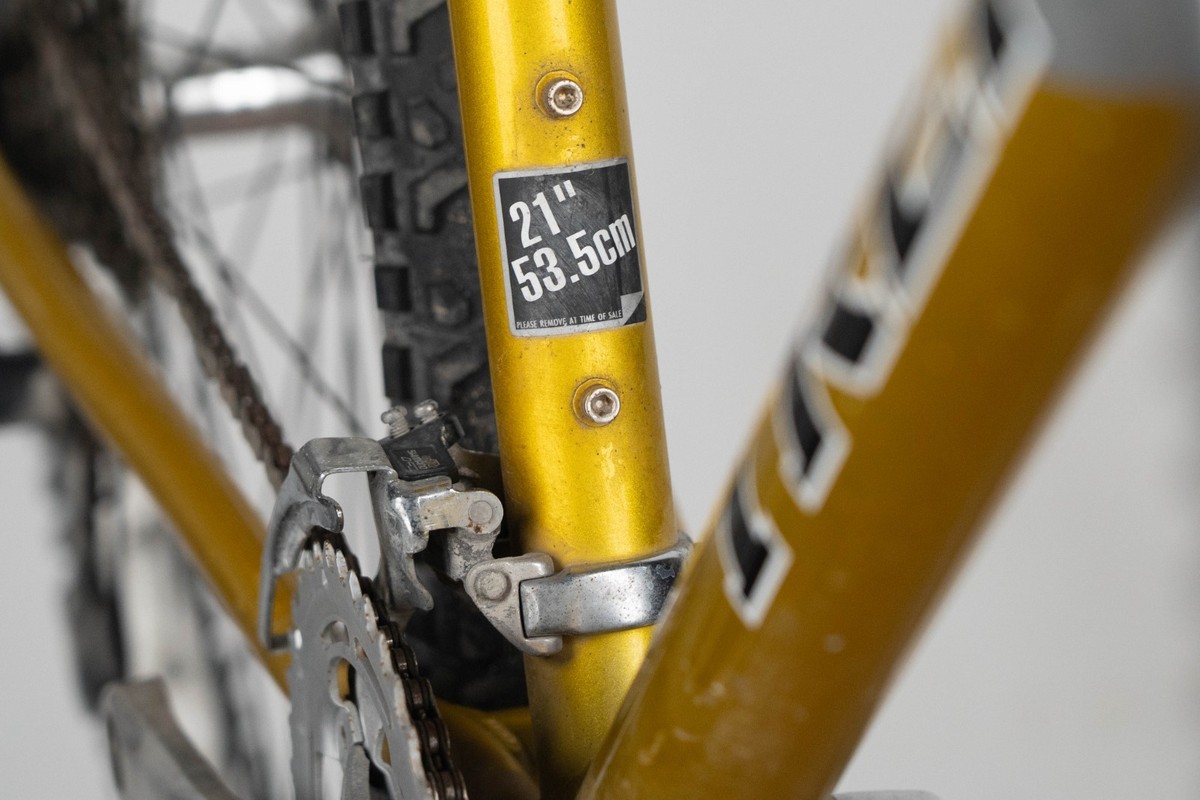 TREK 4500 SHIMANO 8s SPEED MTB VINTAGE FRONT SUSPENDED 26