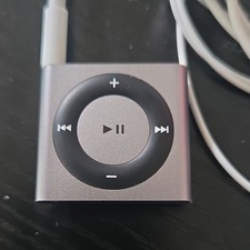 Apple iPod Shuffle 4th Gen Bundle