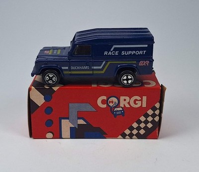 CORGI - LAND ROVER DEFENDER ''Duckhams Race Support'', Made in Gt. Britain, BOX
