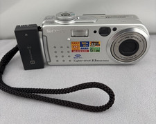 ★美品★ SONY Cyber-shot DSC-P5 #21699 Sony Cyber-shot DSC-P5 3.2MP Digital Camera - Silver for sale