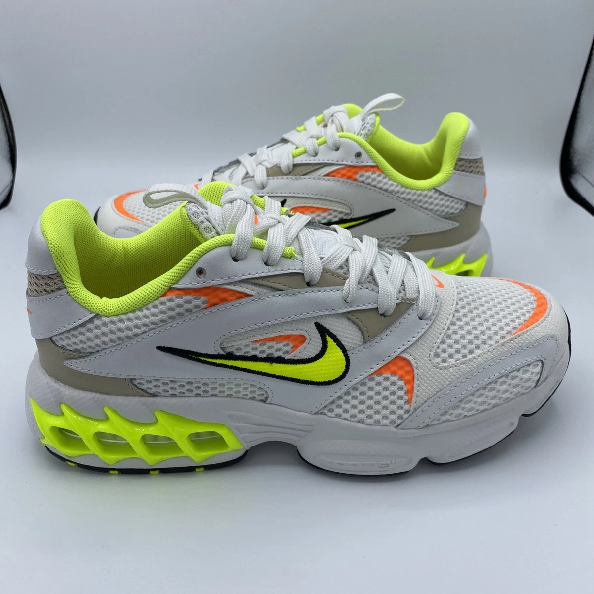 nike zoom air sneakers