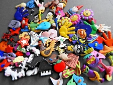 Mixed lot of 88 Dress It Up NOVELTY BUTTONS Various Themes & Sizes Multi Colored
