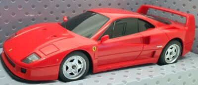 Rastar 1/24 Scale Radio Control Car 6975 - Ferrari F40 - rot