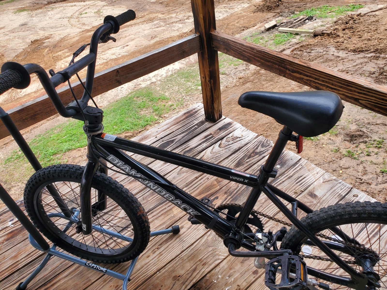 Diamond Back Viper X 20" Bmx Bike With Stand