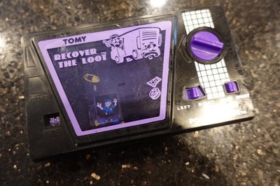 TOMY RECOVER LOOT  Vintage MECHANICAL  Handheld Tabletop  Video game B3  TESTED