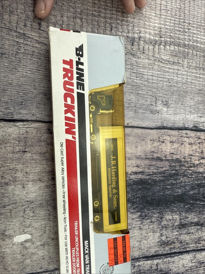 Remolque de colección nuevo Bachmann B-Line Truckin’ MACK VAN transporte refrigerado Foto 4 de 4