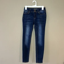 Encore Size 5 Women’s Jeans Skinny Stretch Blue Dark Wash 2 Button Jeans