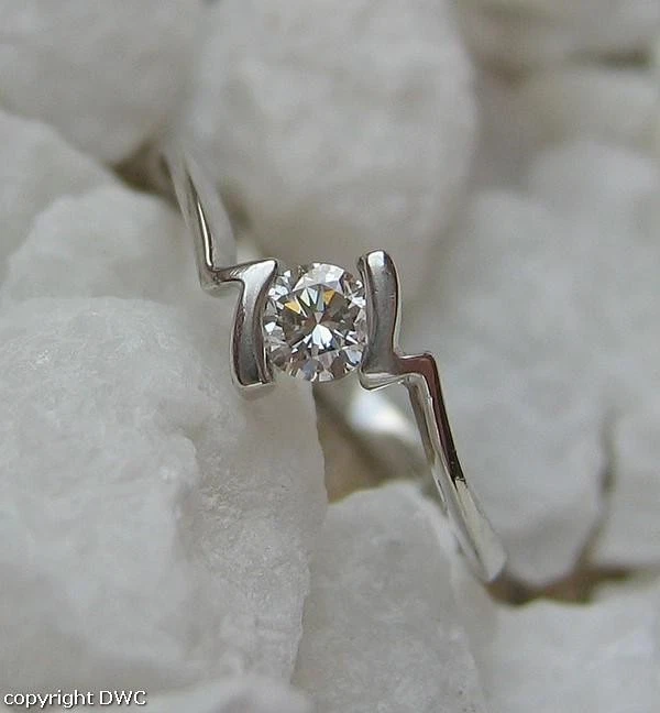 Ring mit Brillant Solitär Diamant Brillanten in 900 er Platin 48 - Bild 1 von 4