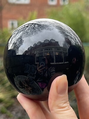 Schwarze Obsidian Kristallkugel groß AAA+ leistungsstark / kreativ / schützend 80 mm