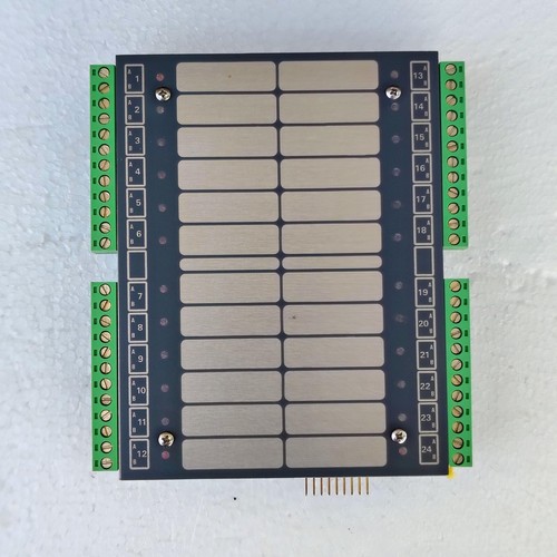 Praxis Automation Technology 98.6.032.702 I / O Module (Rev. DA) Image 2 of 2