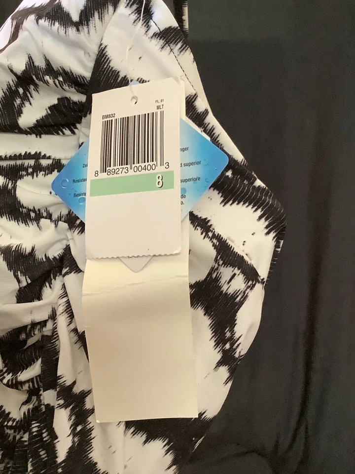 Badgley Mischka Black and White Swimwear — 第 4/4 张图片