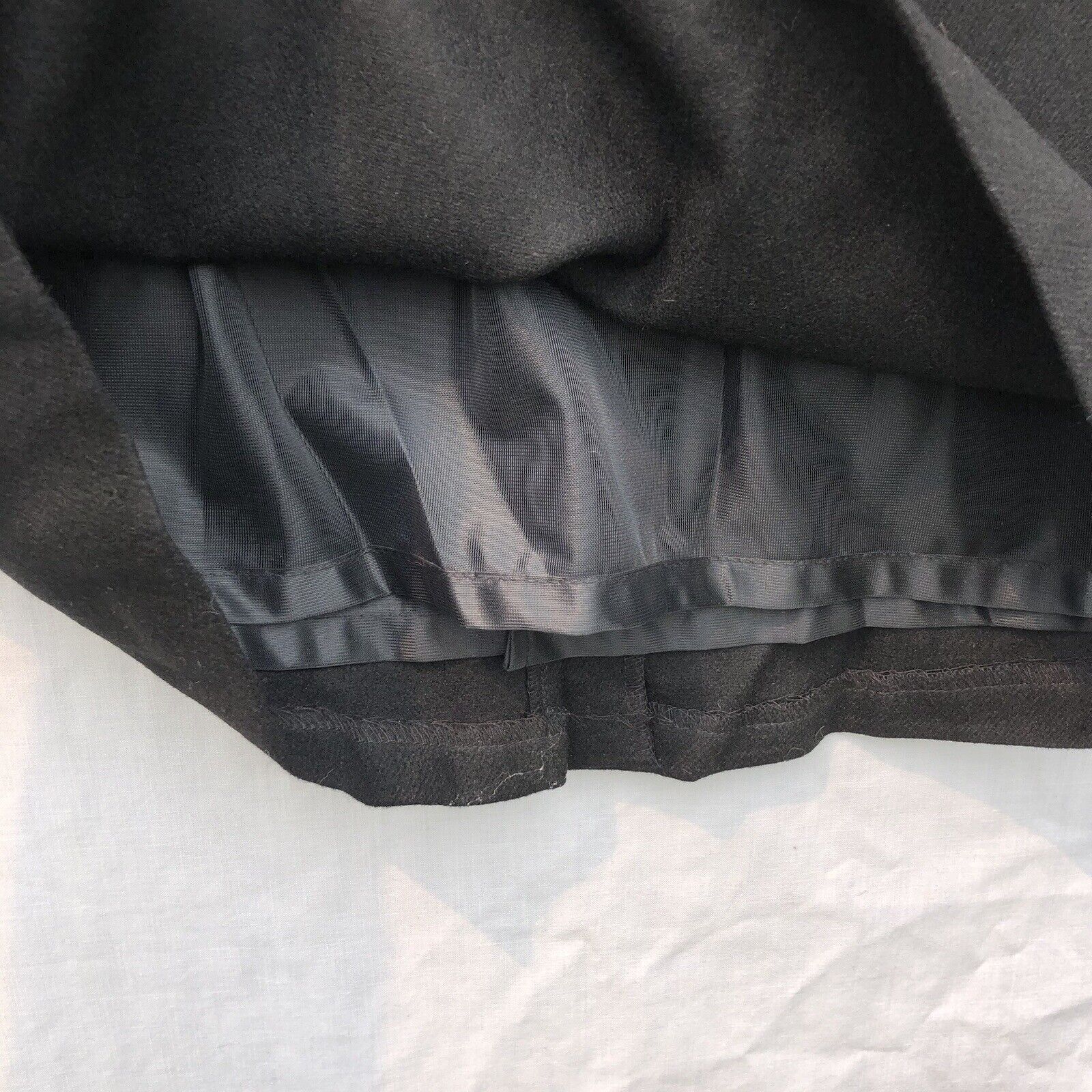 Sag Harbor Size 10 Black Pencil Skirt 100% Wool V… - image 4