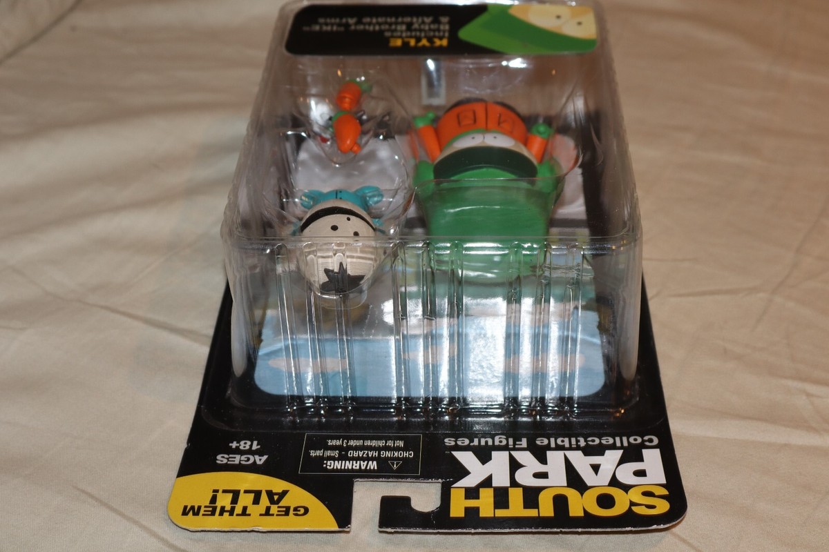 2011 Mezco South Park Kyle and Ike Alternate Arms Action
