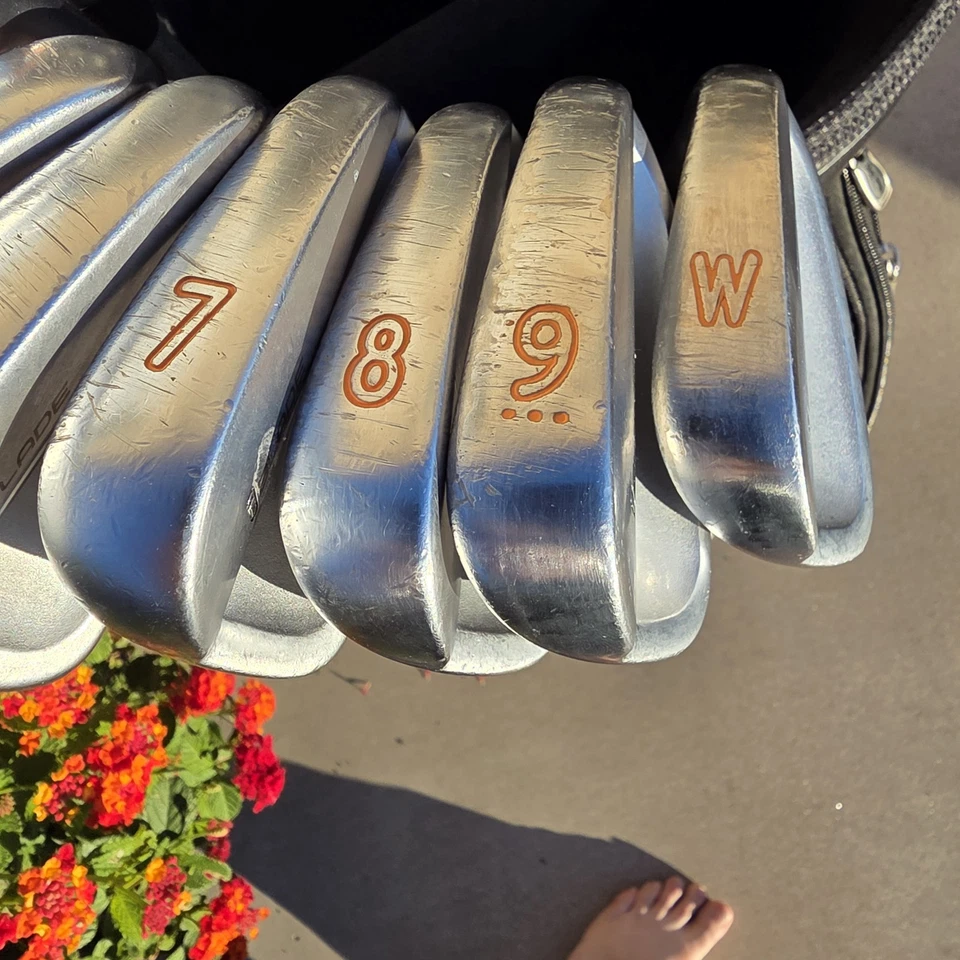 Juego de hierros Ping iBlade 3-PW punto naranja KBS Tour 125 rígido + más varillas de grafito Foto 4 de 4