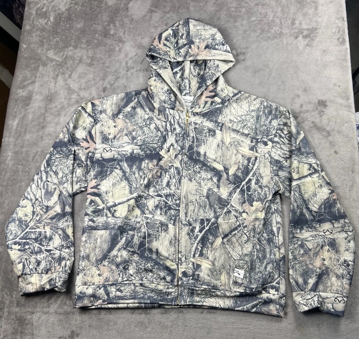 Akimbo Club Real Tree Camo Hoodie Adult Size Large Full Zip Akimbo Club Real Tree Camo Hoodie Adult Size Large Full Zip