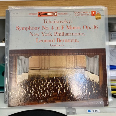 TCHAIKOVSKY SYMPHONY NO4 LP BERNSTEIN T283
