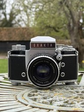 Exakta Varex IIb Film Camera + Carl Zeiss Jena Pancolar 2/50 lens