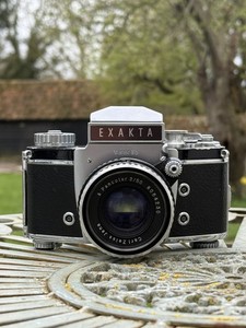 EXAKTA VAREX IIb de 1967 AVEC 50/2.8 JENA, USAGE EXAKTA 2MA3/N°1006802