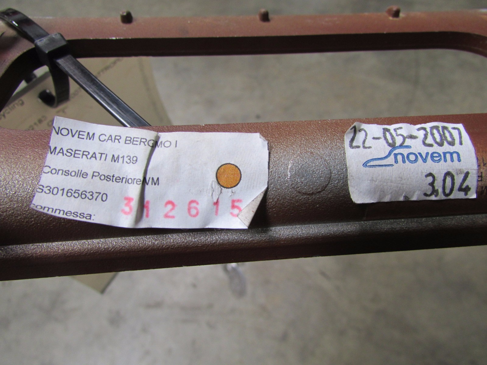 Maserati Quattroporte, Rear Wood Console, Bezel, P/N 67726487, Used