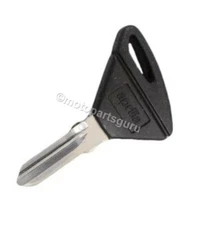 AP8140710 OEM Blank Key Without Transponder Chip for Aprilia RS RS4 RSV RXV SXV
