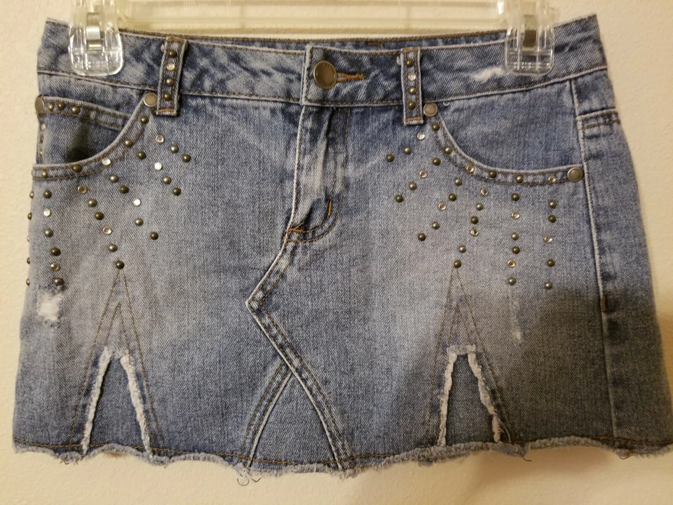 Falda limitada demasiado juvenil niñas talla 8.5 denim 28 W 11 L desgastada cuentas bling  Foto 4 de 4