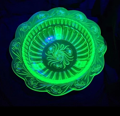 Vintage Depression Uranium Bowl With Ruffle Edge And Flower Pattern