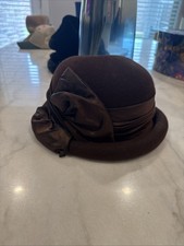 SOPRATTUTTO CAPPELLI Vintage Brown 100 Wool Cloche Hat Black Felt Bow