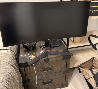 LG UltraWide Curved 21:9 Monitor 34in Black/Red HDMI DisplayPort
