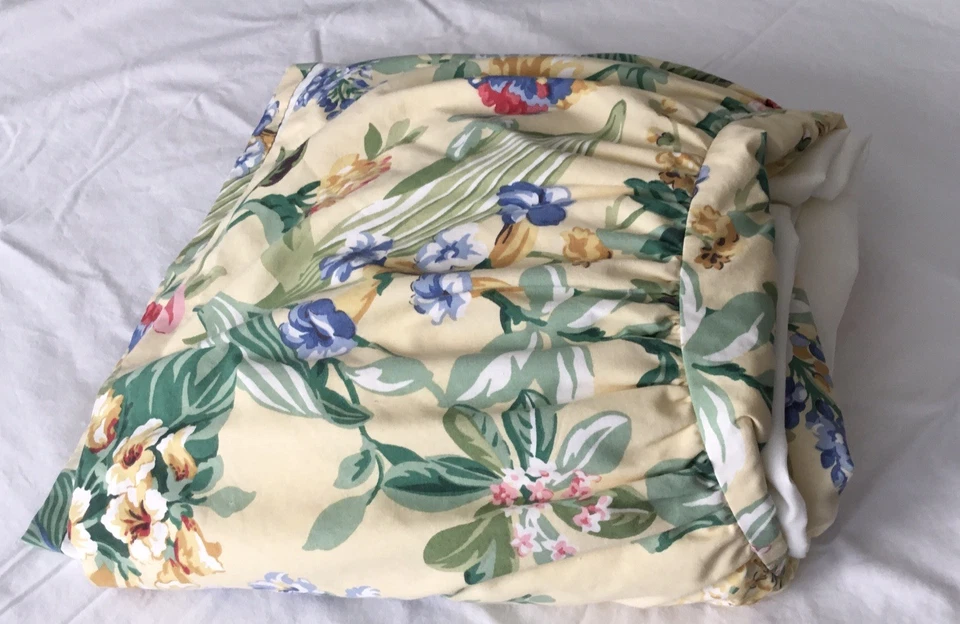 Falda Cama KING Floral Multicolor Flores Sobre Amarillo Polvo Volantes 100% Algodón Foto 2 de 4