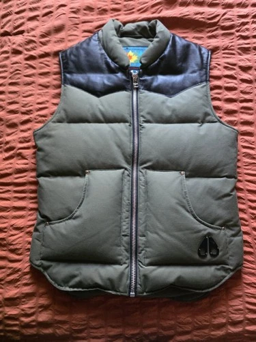 Men's Vintage Moose Knuckles Down Vest - Size Medium Olive video thumbnail