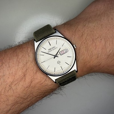 SEIKO9943-8030 グランドクオーツGrand Quartzビンテージ Seiko Grand Quartz 9943-8030 Vintage JDM Kanji Day-Date + Delugs