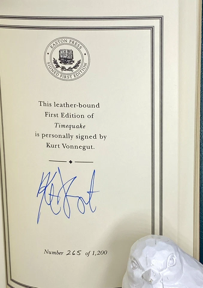 Timequake SIGNED by Kurt Vonnegut, Easton Press First Edition Foto 2 de 4