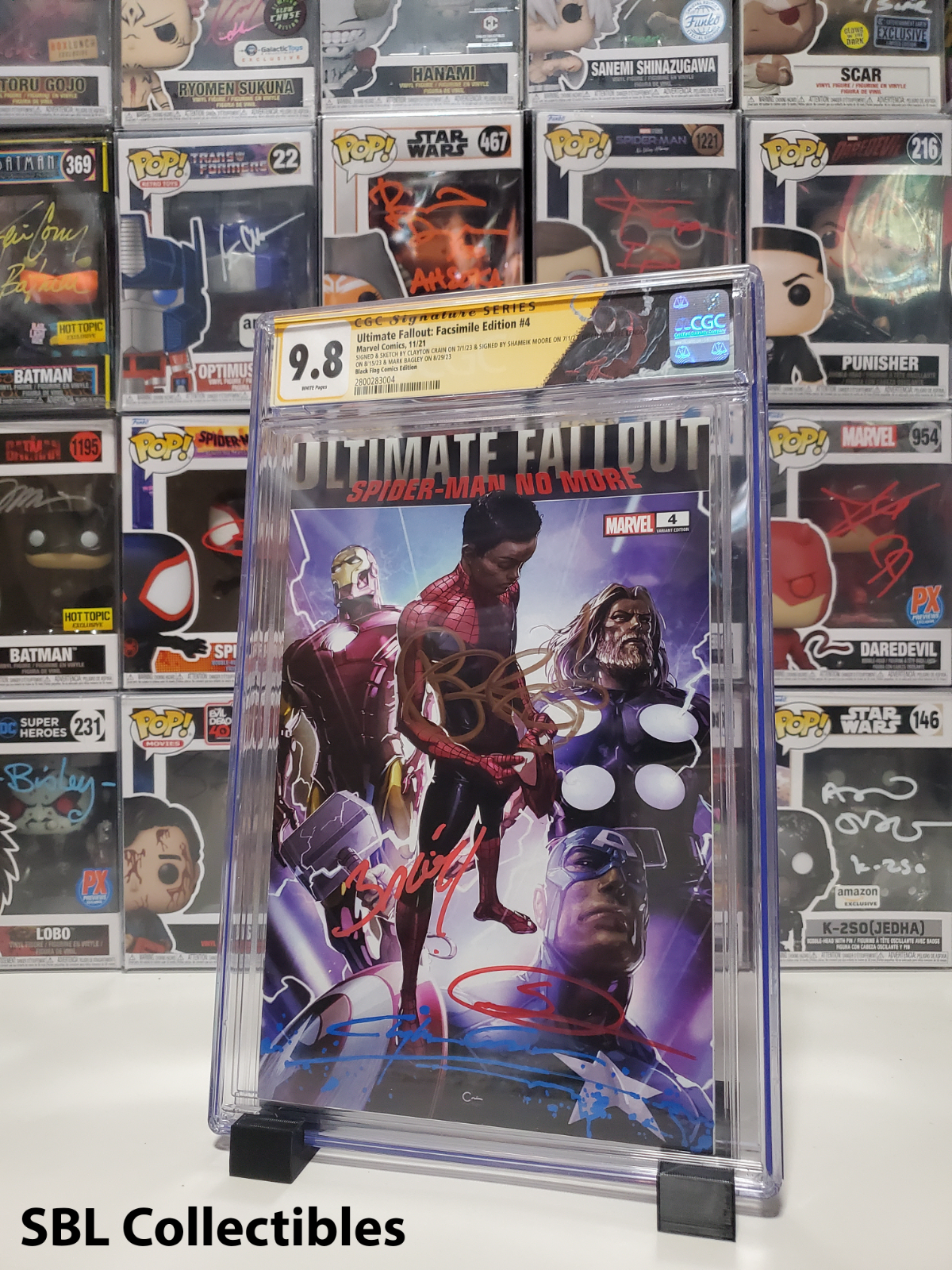 Ultimate Fallout #4 CGC 9.8 Facsimile Signed by Shameik Moore Bendis Bagley Crain
