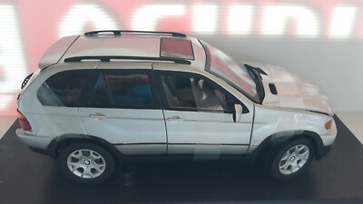 BMW X5 gris silver échelle 1/18 ANSON 30385 voiture miniature 4x4