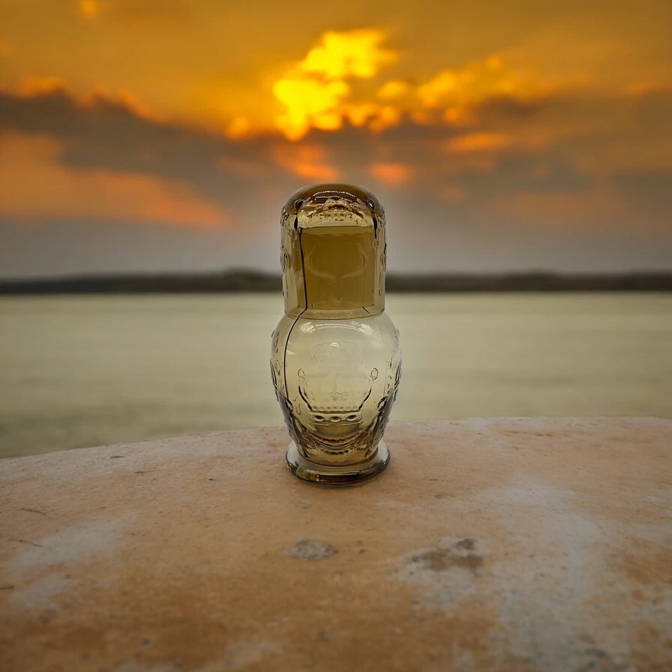 Jarra de agua retro de vidrio con corona fría para cabecera con vaso de vidrio Foto 3 de 4