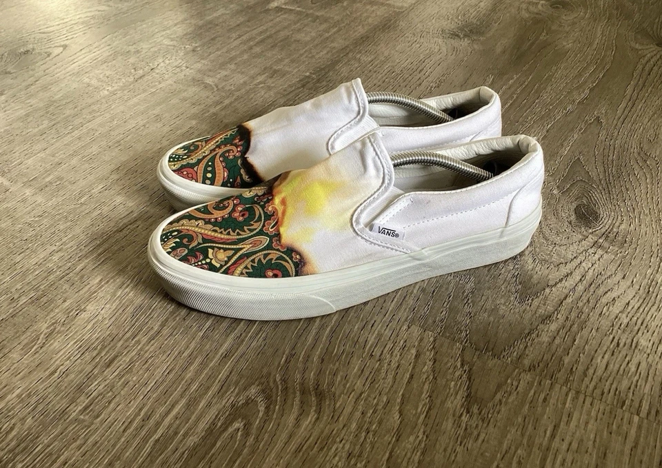 Zapatos sin cordones Vans Classic Big Reveal blancos/paisley para hombre 7,5 para mujer 9 Foto 4 de 4