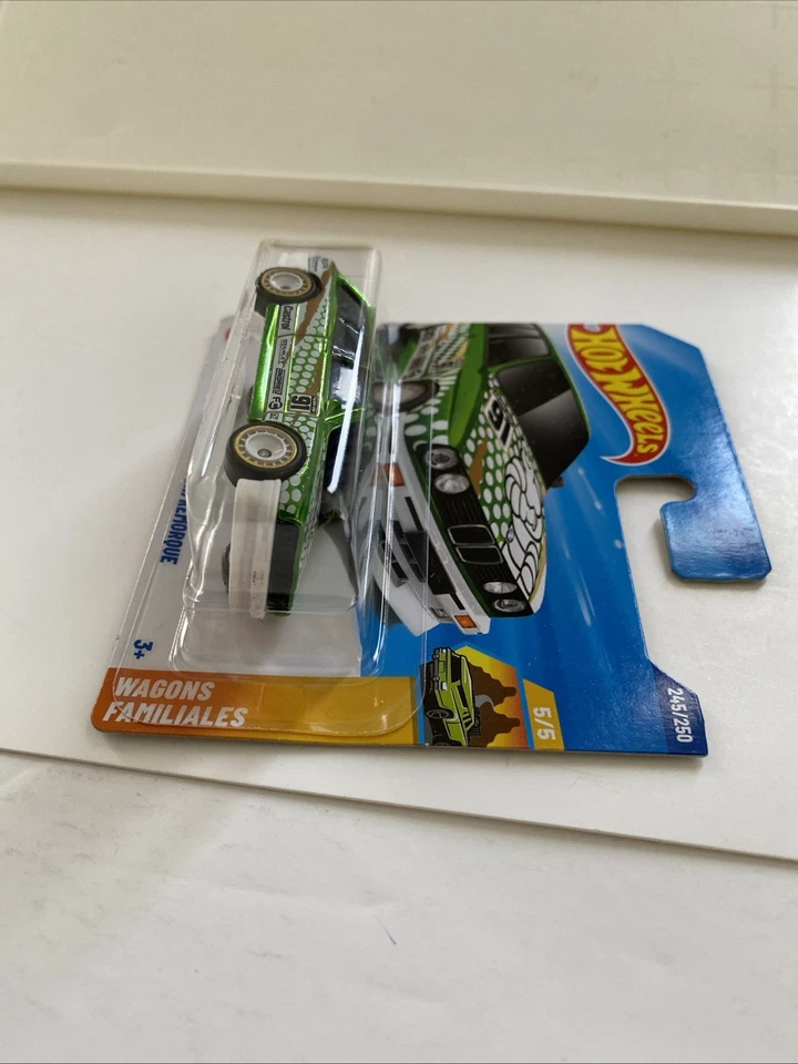 Hot Toys BMW M3 Wagon/ Remarque 2025 P Case Super Treasure Hunt Short Card NEW - Image 3 of 4