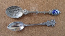 2 X Souvenir spoon's with a Delft porcelain Badge & a Swiss Edelweiss Flower.
