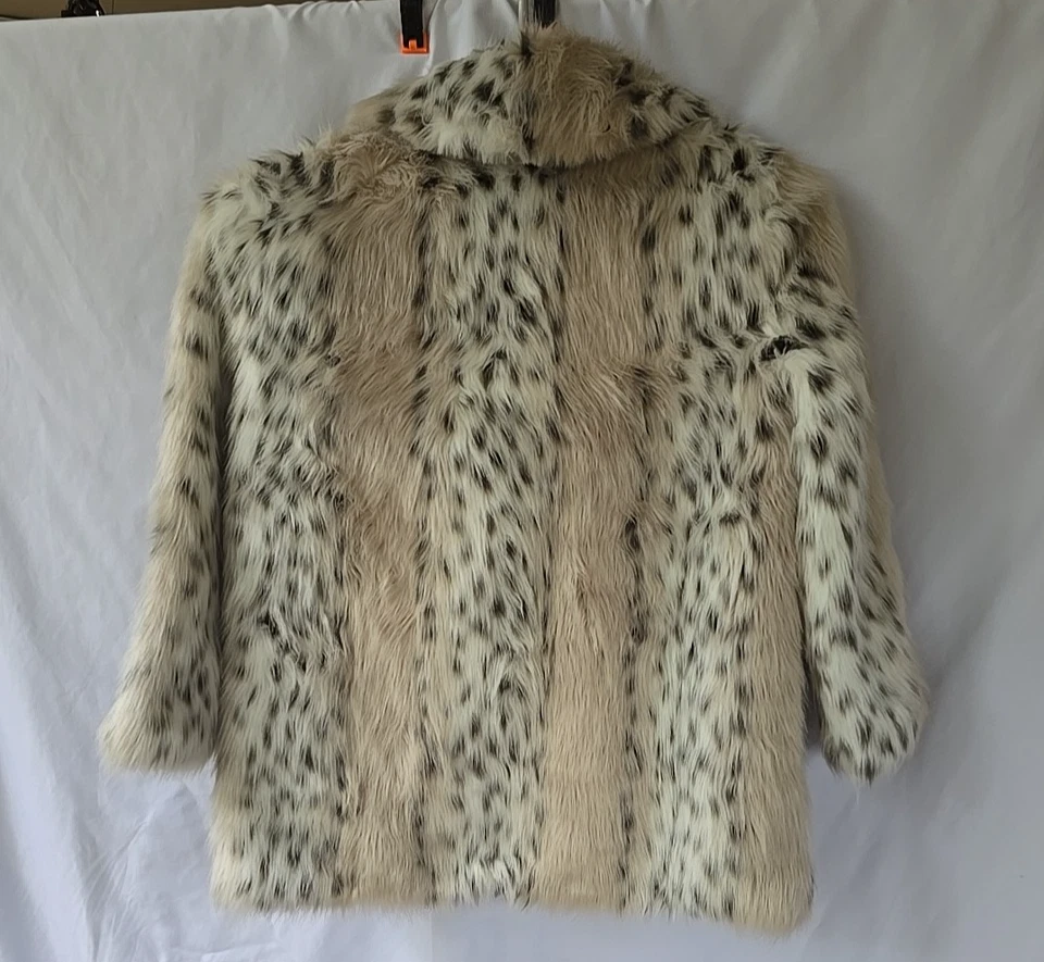 Chaqueta de piel sintética de leopardo de las nieves GB XS 3 gancho y ojo cierre longitud 30" busto 23" nueva con etiquetas Foto 2 de 4