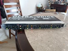 Behringer VX2000 Ultra-Voice Pro Mic Preamp / Voice Processor