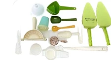 Lot of 16 Vtg Plastic Kitchen Utensils & Tools Measuring Scoops/Spoons Press