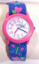 Reloj Timex para niños Time Machines Mariposas y Corazones Nylon Rosa Azul Banda T89001