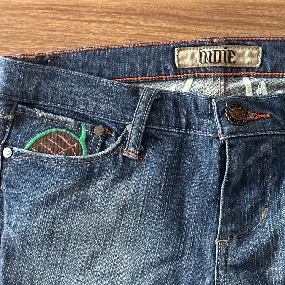 Jeans bordados Indie Designs pájaros y belleza natural - ¡¡hallazgo raro!! Talla 29 De Colección Foto 2 de 4