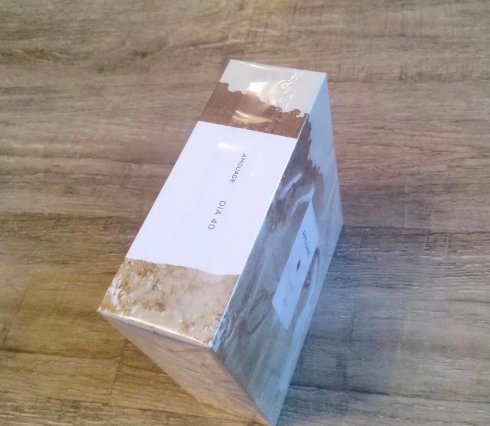 Amouage Dia 40 woman Extrait de Parfum 100 мл, 3,4 унц - Изображение 3 из 4