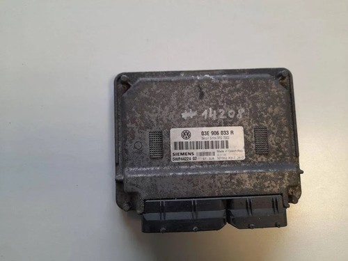 VW POLO AW1, BZ1, AE1 Motorsteuergerät ECU 03E906033R 1.39 Petrol 59kw 31942704