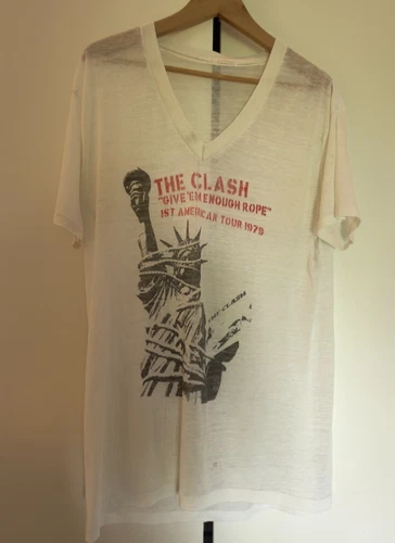 Band T-shirt The Clash Tour Rare Original Punk 1970s vintage concert t-shirt, vintage, single stitch, B+ condition