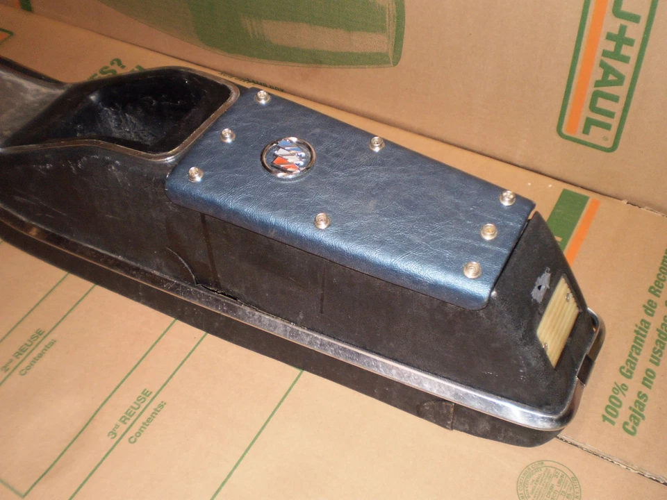 МОДИФИЦИРОВАННАЯ АВТОМАТИЧЕСКАЯ НАПОЛЬНАЯ КОНСОЛЬ 68-69 BUICK GS SKYLARK СПЕЦИАЛЬНЫЕ ТАМОЖЕННЫЕ КРЫСИНЫЕ УДИЛИЩА 70-2 - Изображение 3 из 4