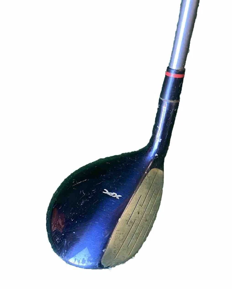 XPC Golf Zafiro Offset 9 Madera 25* Damas Flex Grafito 40" Derecha Empuñadura de Fábrica Foto 2 de 4